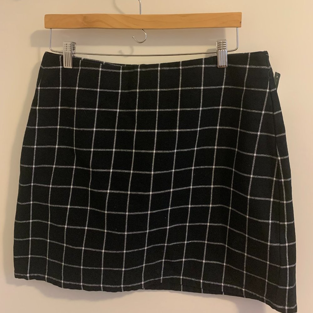 Simons Plaid Mini Skirt